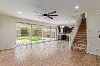 Building Photo - 735 E Constance Wy