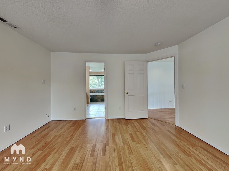 Building Photo - 812 NW 143rd St