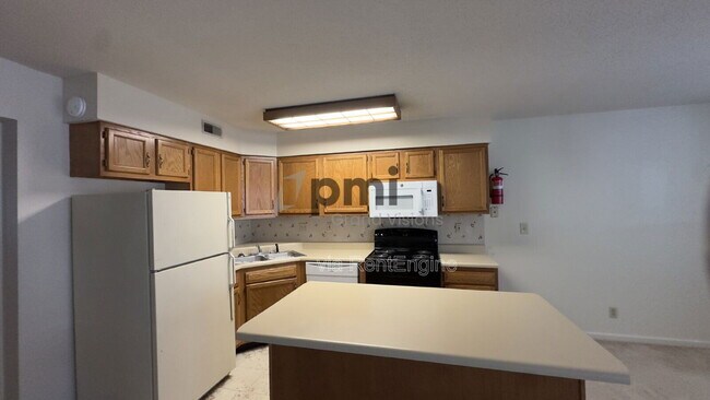 Building Photo - 1306 Arthur Ave