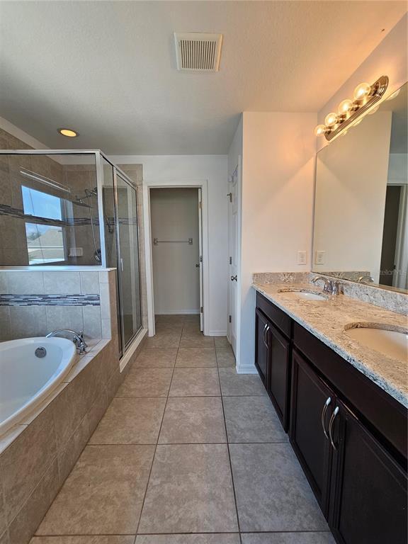 Building Photo - 7127 Nightshade Dr
