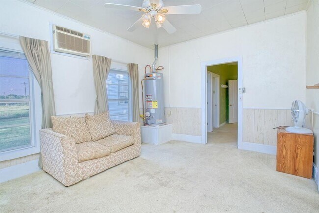 Building Photo - 3952 Tin Top Rd