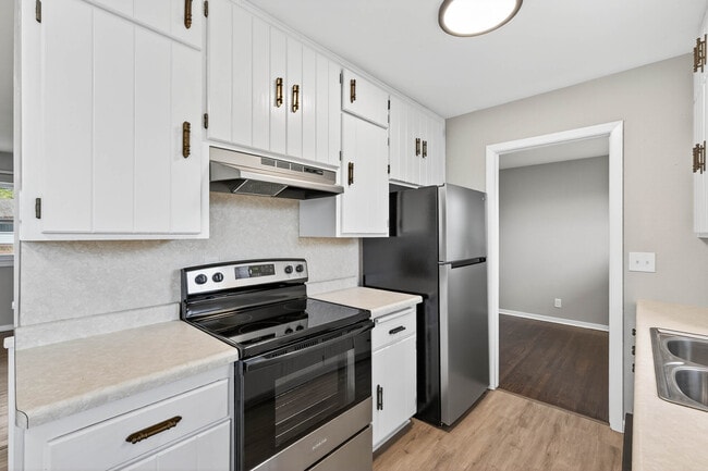 Building Photo - 3953 Arthur St NE