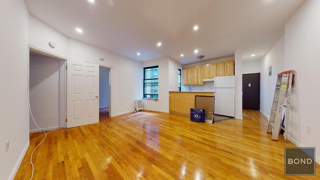 Primary Photo - 188 Second Avenue