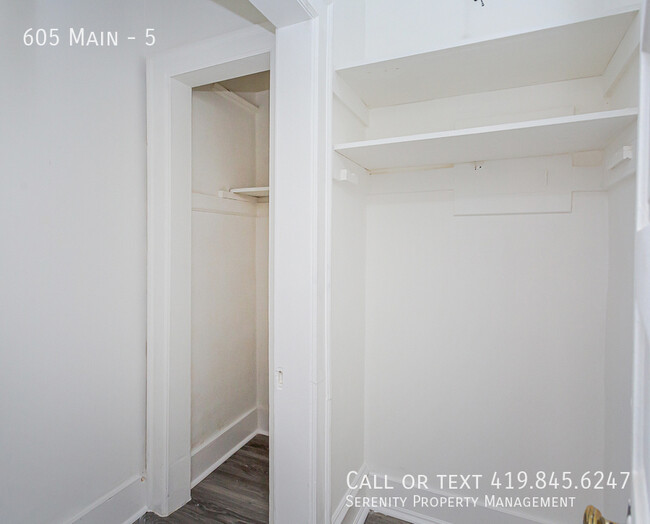 Building Photo - Charming One Bedroom Apartment - Apply Today!