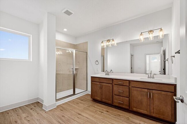 Building Photo - Brand-New Westfield Home Near Grand Park