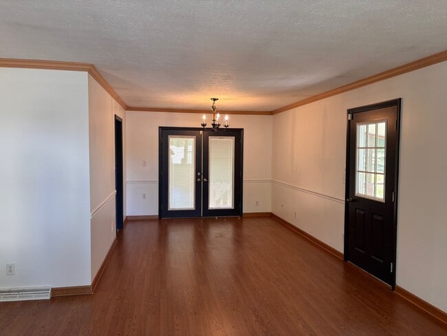 Building Photo - Single Family Home located in North Hills....