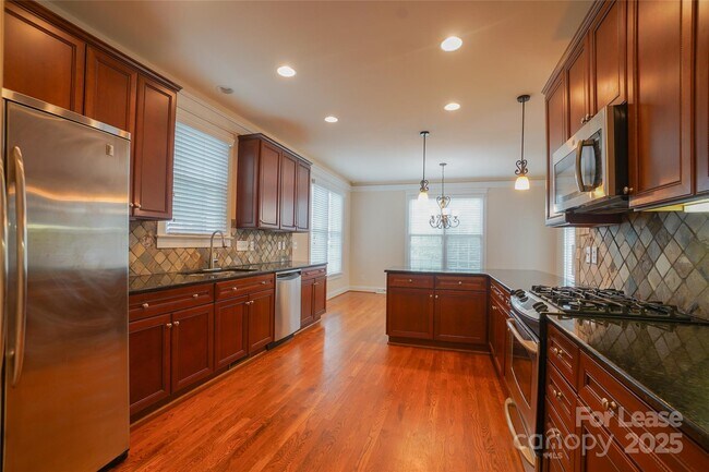Building Photo - 12637 Doster Ave