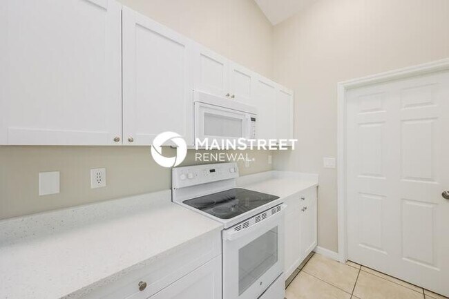 Building Photo - 3 Bedroom Pet-Friendly Home in Lehigh acres, FL with Main Street Renewal