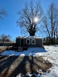 Building Photo - 1006 Turner Rd