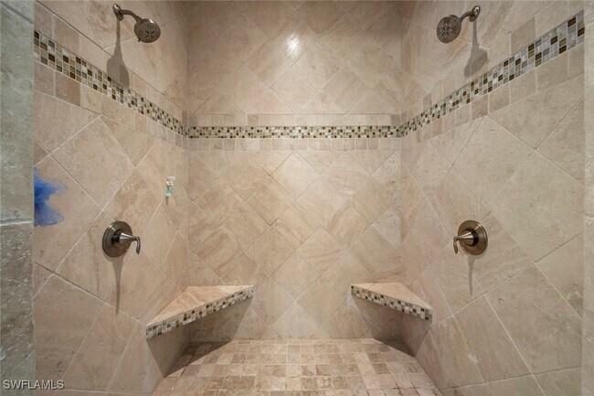 Building Photo - 27153 Barefoot Ln