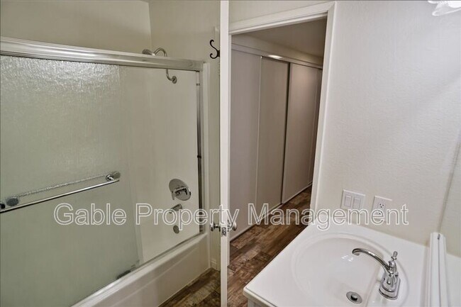 Building Photo - 24526 W Nicklaus Dr