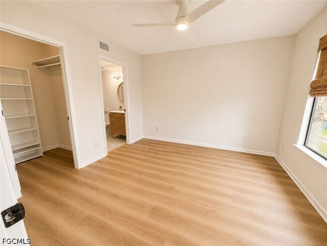 Building Photo - 13625 Eagle Ridge Dr