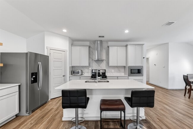 Building Photo - 2920 Stamford Hl Ln