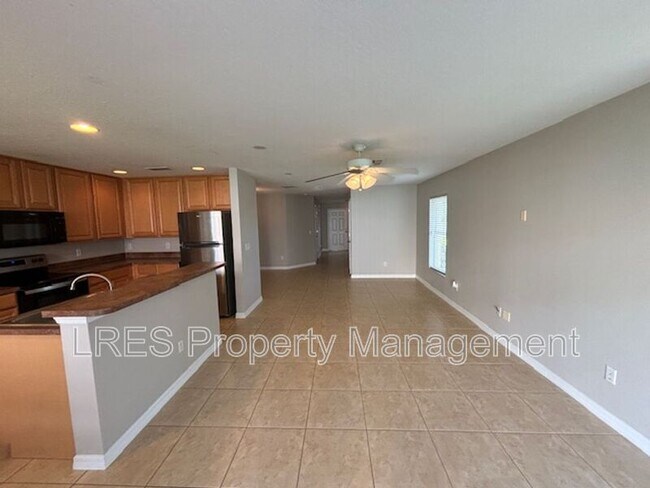 Building Photo - 4331 Aristocrat Point