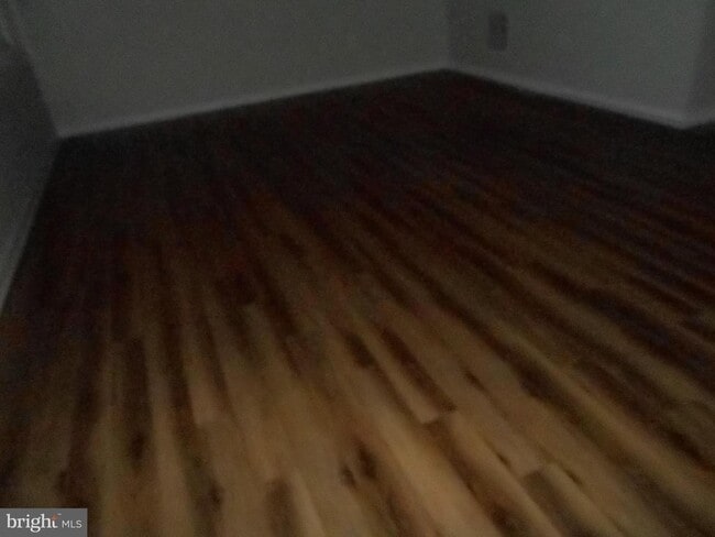 Building Photo - 202 London Downs Cir