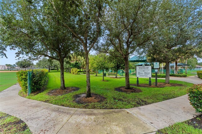 Building Photo - 840 Falling Water Rd