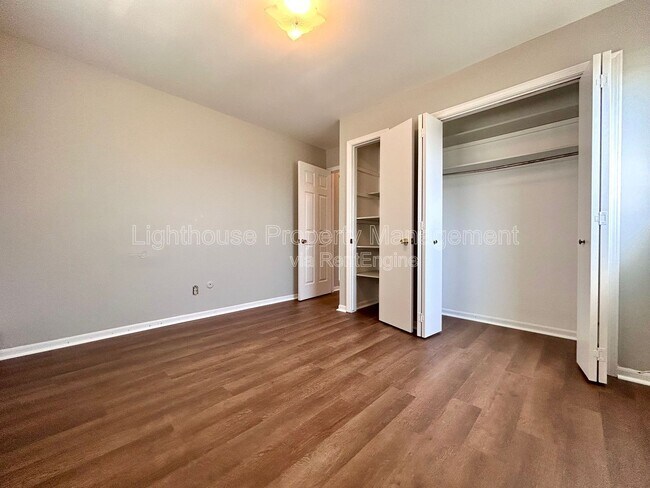 Building Photo - 143 Exchange St SE