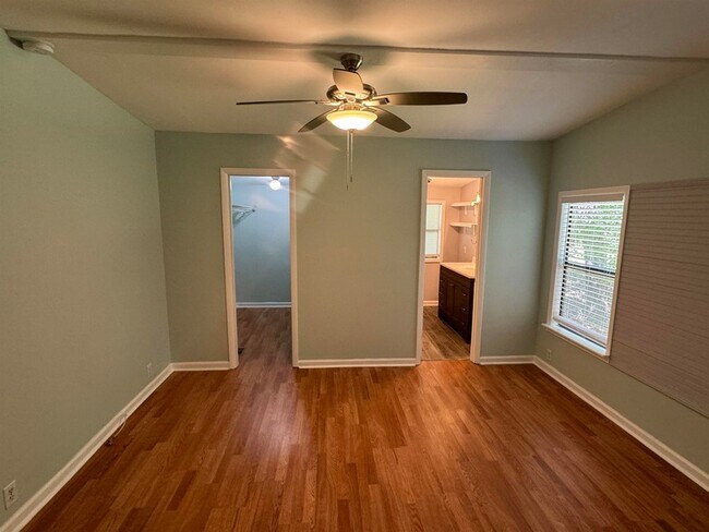 Building Photo - 4430 Manucy Rd