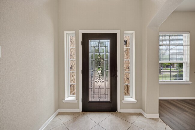 Building Photo - 6826 Sorrelwood Ln