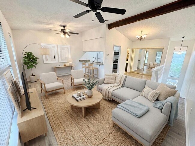 Building Photo - Tranquil 2BD/3BA Townhouse with Wildlife Views & Hill Country Charm!