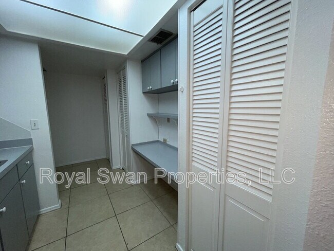 Building Photo - 3812 Dovehollow Dr