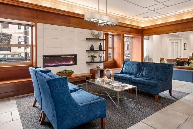 Building Photo - 1 bedroom in Chicago IL 60610