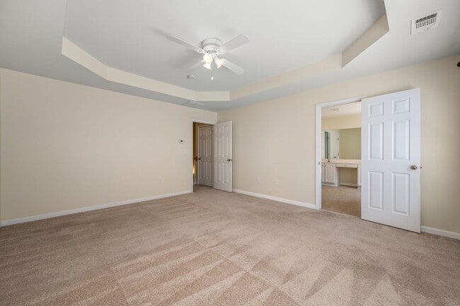 Building Photo - Creekside at Brentwood!