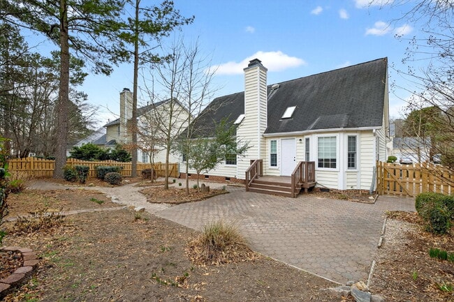 Building Photo - 1010 Trail Stream Way