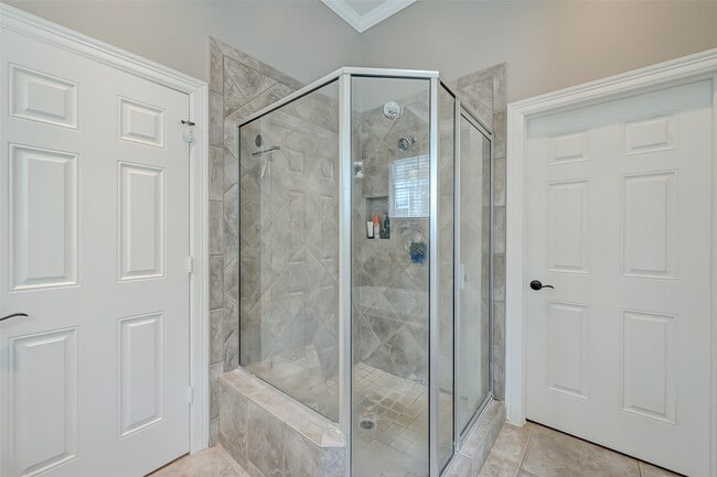 Building Photo - 410 Fowler St