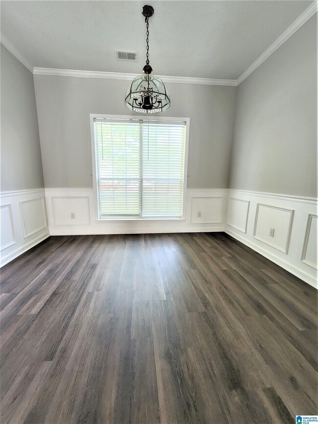 Building Photo - 3013 Bowron Rd