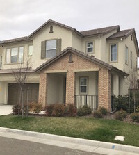 Building Photo - Home for Rent in Rocklin on the I-80 Corri...