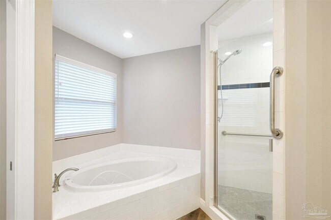 Building Photo - 1504 Ora Dr