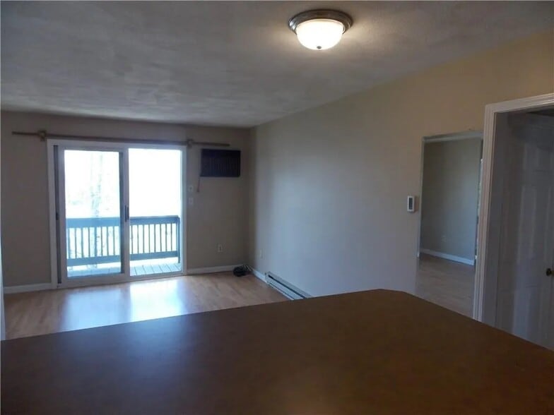 Building Photo - 200 Manville Hill Rd