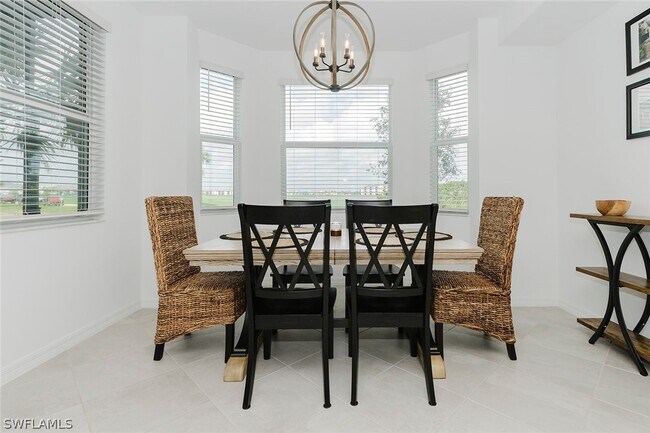 Building Photo - 5807 Double Eagle Cir