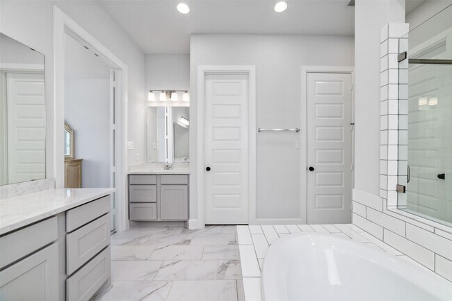 Building Photo - 19035 Dappled Mare Cir