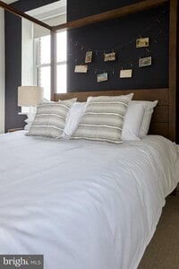 Building Photo - 816 Potomac Ave SE