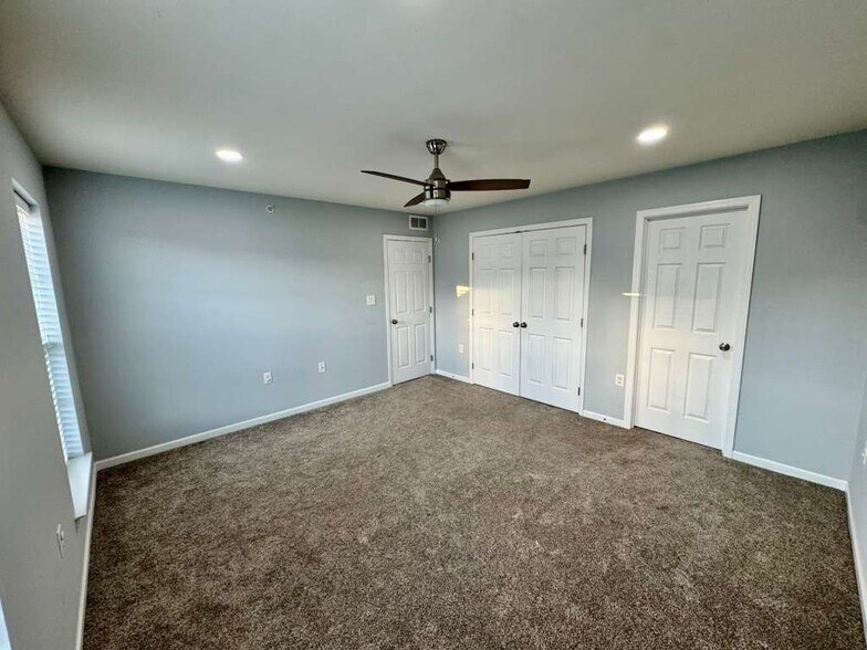 Building Photo - 3017 Meridian Cmns