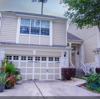 Building Photo - 13600 Breton Ridge St