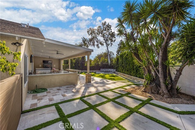 Building Photo - 1320 N Van Gogh Cir