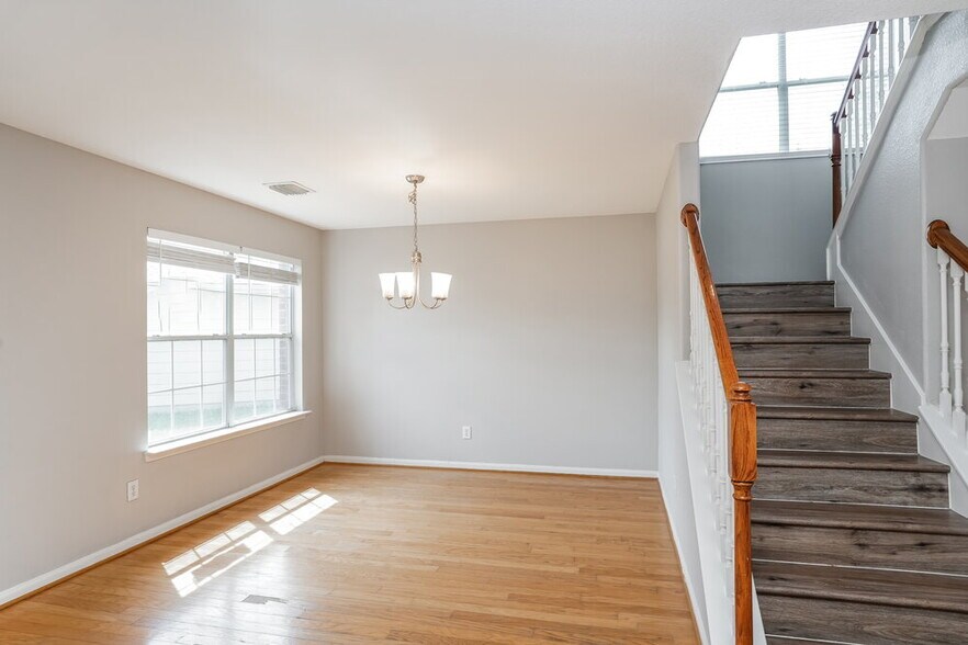 Building Photo - 18114 Shady Cypress Ln