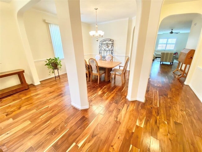 Building Photo - 17518 Stamford Oaks Dr