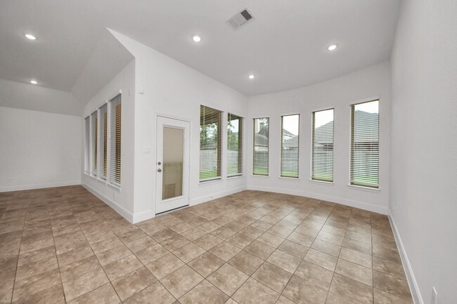 Building Photo - 14807 Providence Manor Way