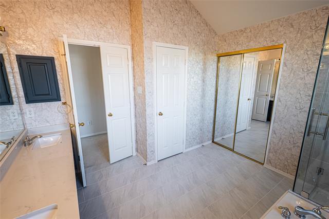 Building Photo - 2409 McCarran Dr