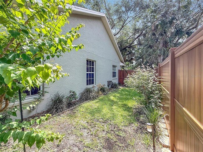 Building Photo - 2973 Spring Oak Ct