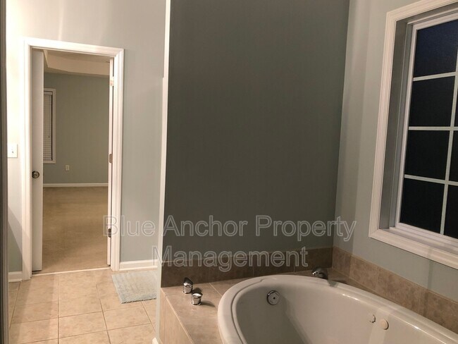 Building Photo - 1343 Chadwick Shores Dr