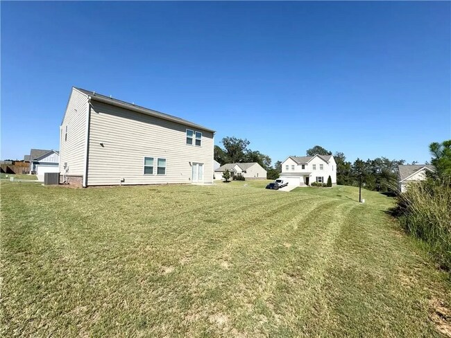 Building Photo - Corner-Lot Luxury Living in Bridlewood Far...