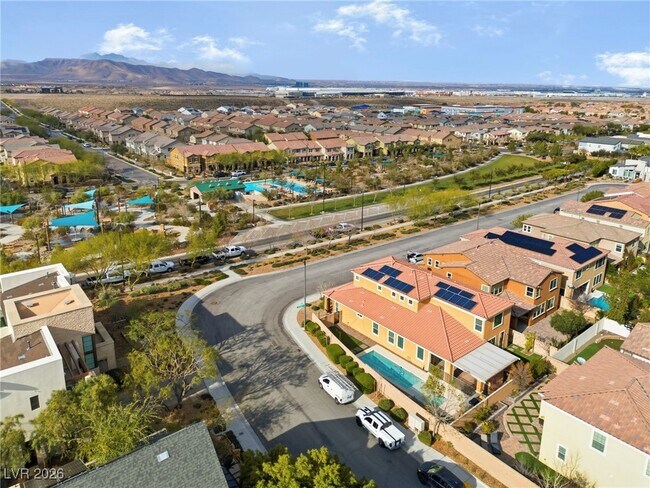 Building Photo - 2198 Trivero St