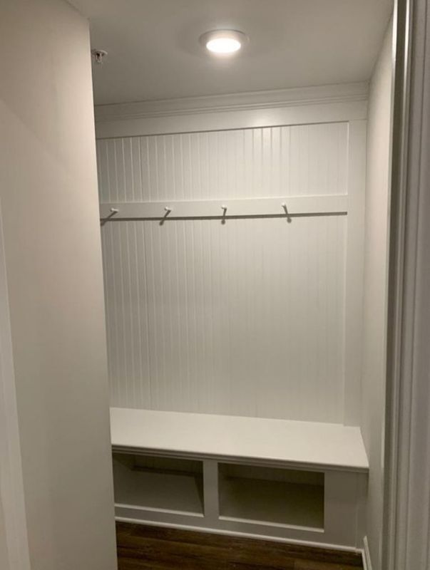 Building Photo - 256 Commons Ave