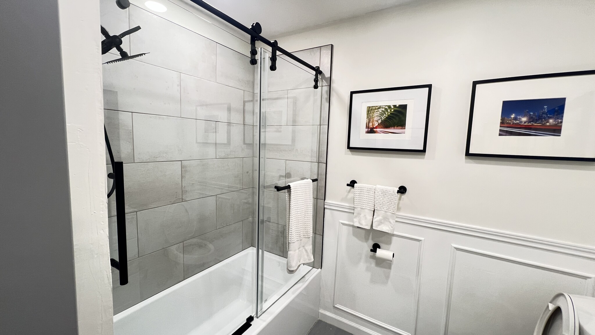 Building Photo - 2604 Nelwin Pl