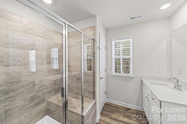 Building Photo - 1104 Bandon Dr